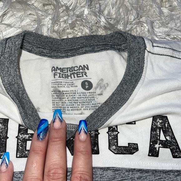 🇺🇸American Fighter Tee🇺🇸 S. LIKE NEW!! - Picture 4 of 13